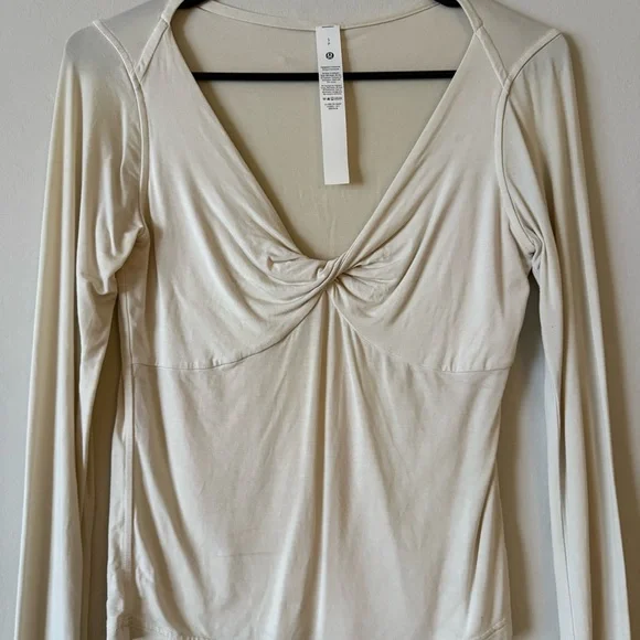 Lululemon Athletica Cream V-Neck Blouse - Picture 2 of 4